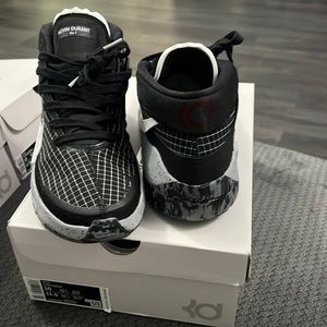 Nike KD13 size 10